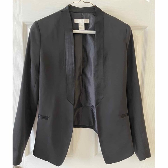 H&M black blazer - Picture 1 of 2